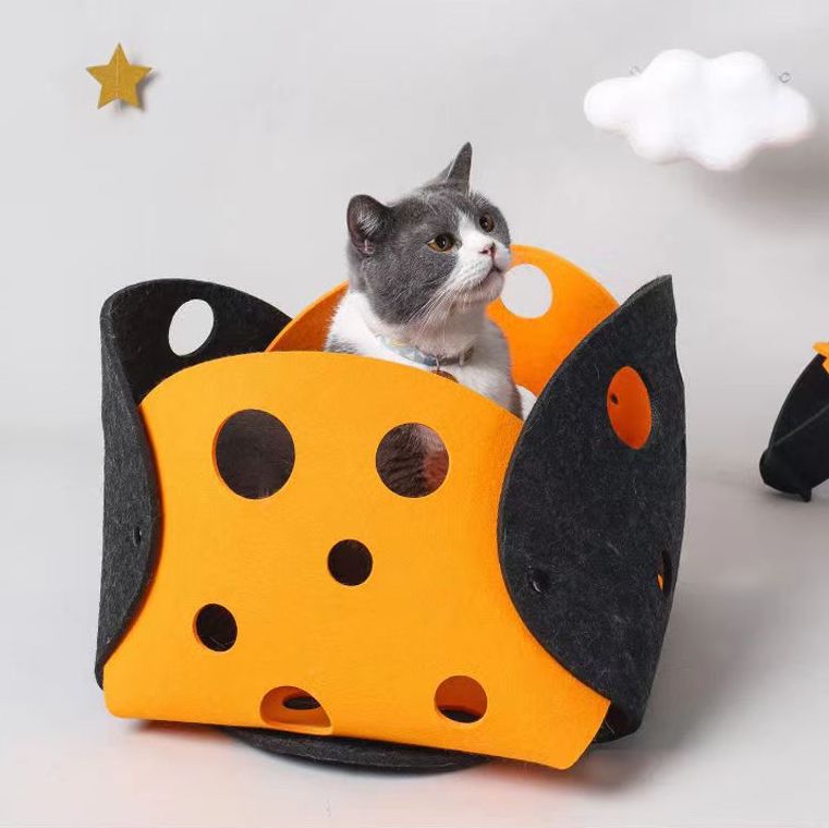 DIY Cat play tunnel with holes in felt Orange and Dark Gray