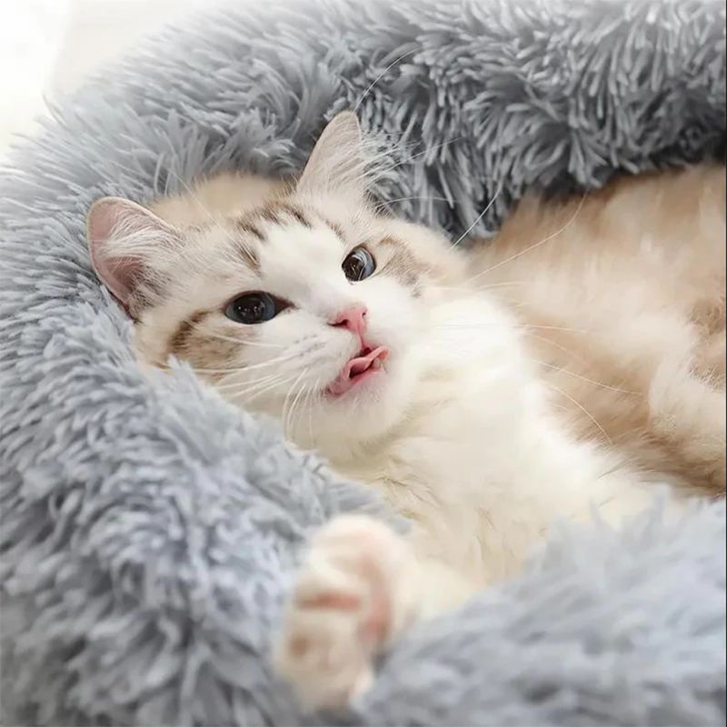 Round Plush Bed Cat or Dog Light Gray
